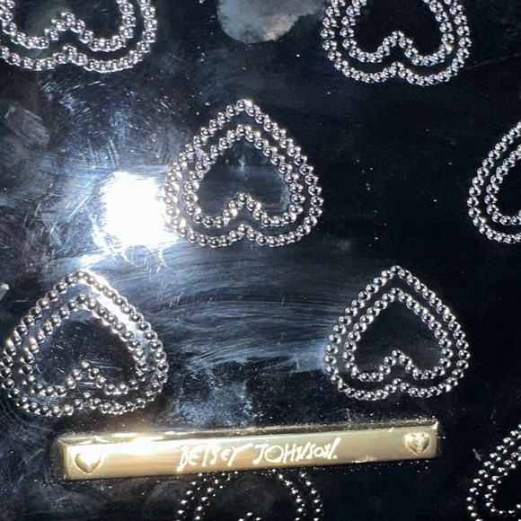 Betsey Johnson Black Heart Clutch with Bow - Picture 10 of 10